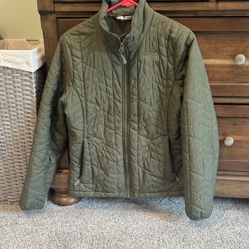 The North Face Women's Olive Puffer Jacket